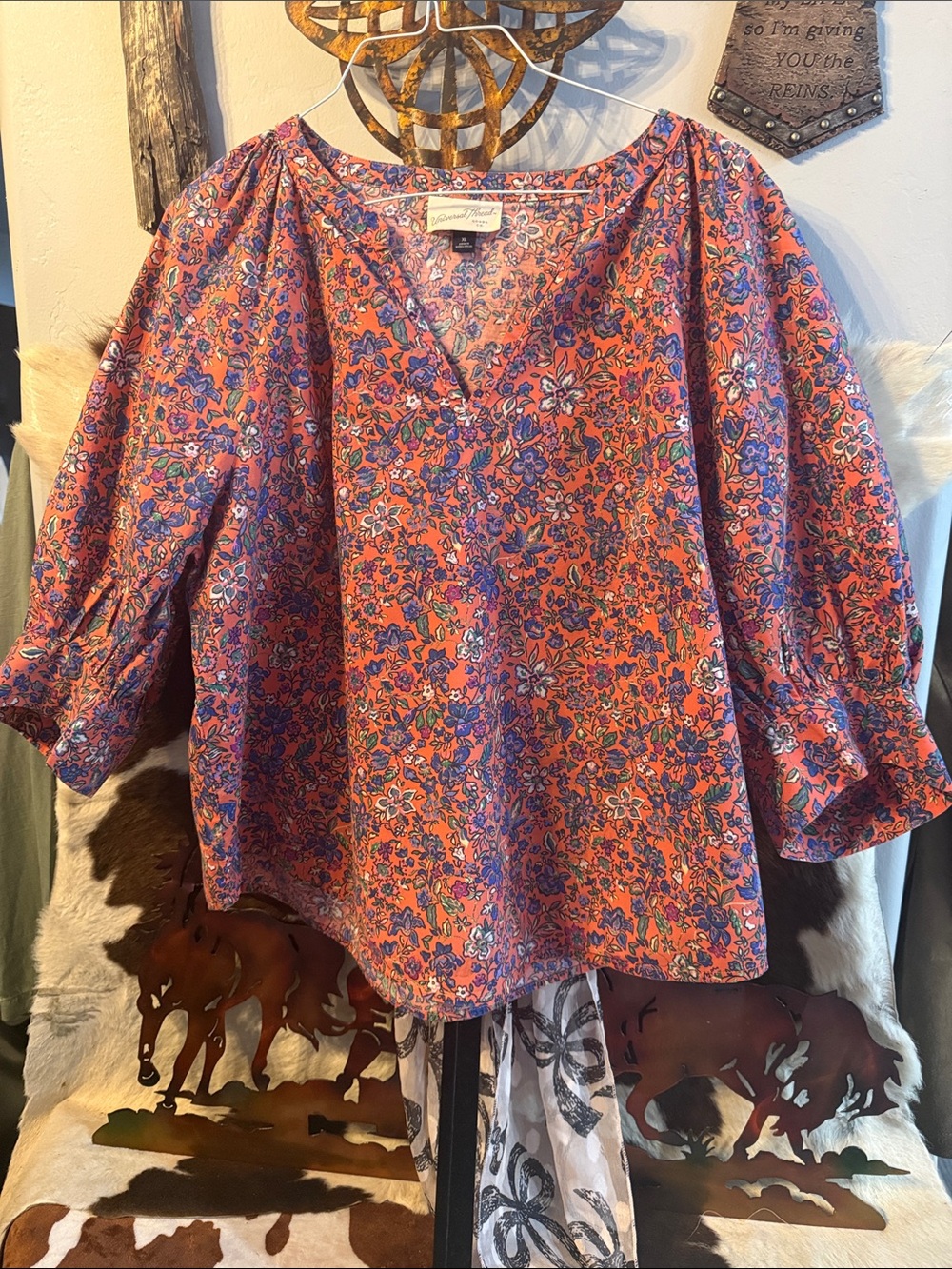 Universal Thread Coral and Purple Floral V-Neck Puff Sleeve Top